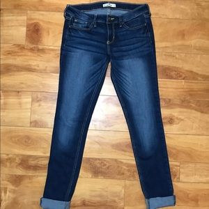 HOLLISTER dark wash jeans